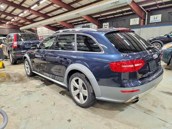 WA1UFAFL1GA015189 2016 AUDI A4 ALLROAD - Image 2