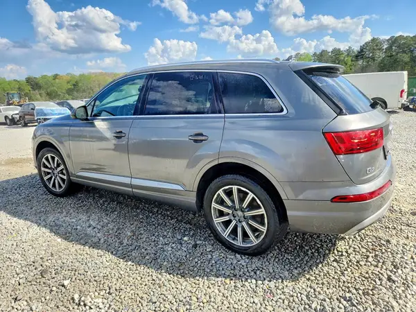 WA1VAAF70HD000138 2017 AUDI Q7 - Image 2