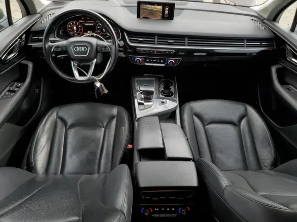 WA1VAAF70HD002195 2017 AUDI Q7 - Image 8