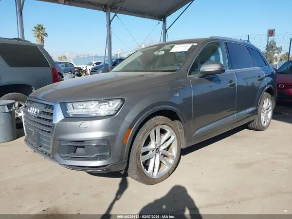 WA1VAAF70HD008675 2017 AUDI Q7 - Image 2