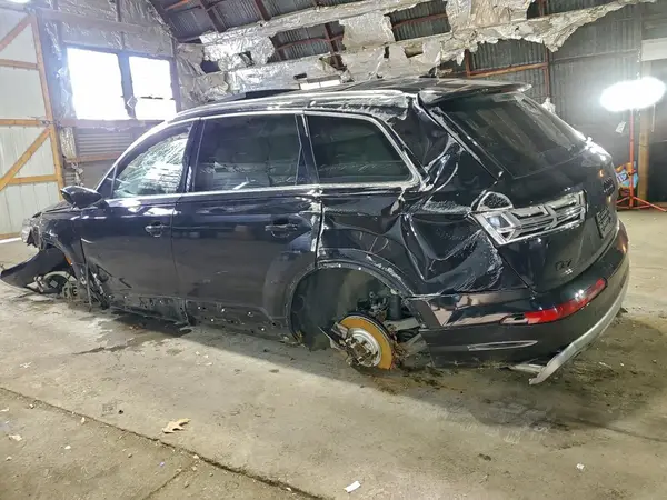 WA1VAAF70HD009177 2017 AUDI Q7 - Image 2