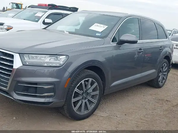 WA1VAAF70HD011625 2017 AUDI Q7 - Image 2