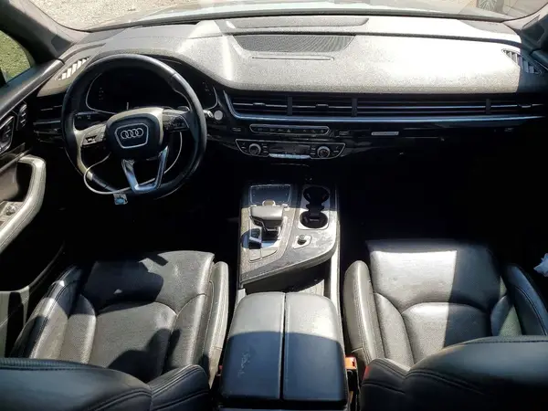 WA1VAAF70HD012662 2017 AUDI Q7 - Image 8