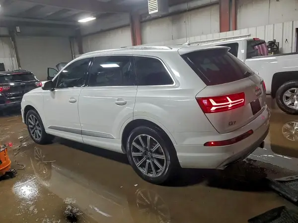 WA1VAAF70HD024066 2017 AUDI Q7 - Image 2