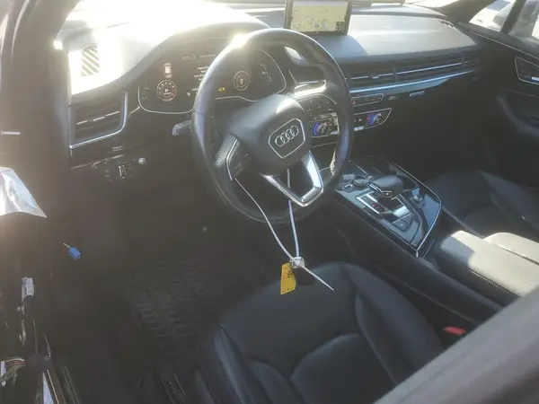 WA1VAAF70HD033141 2017 AUDI Q7 - Image 8