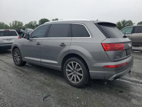 WA1VAAF70HD041756 2017 AUDI Q7 - Image 2