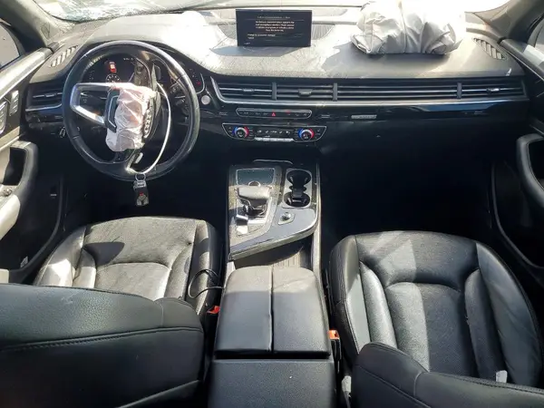 WA1VAAF70HD043040 2017 AUDI Q7 - Image 8