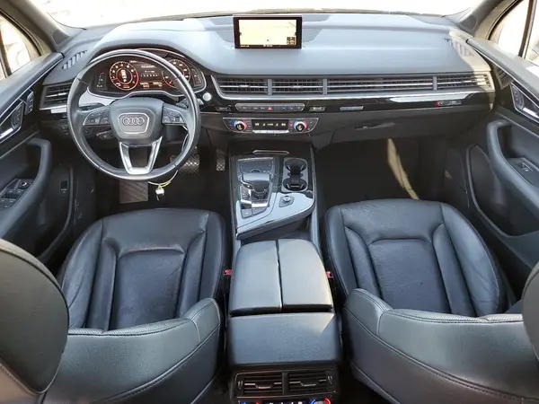 WA1VAAF70HD053812 2017 AUDI Q7 - Image 8