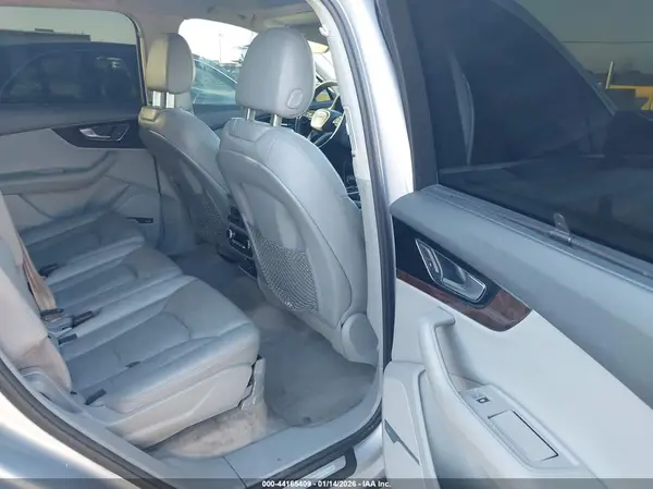 WA1VAAF70HD054362 2017 AUDI Q7 - Image 8
