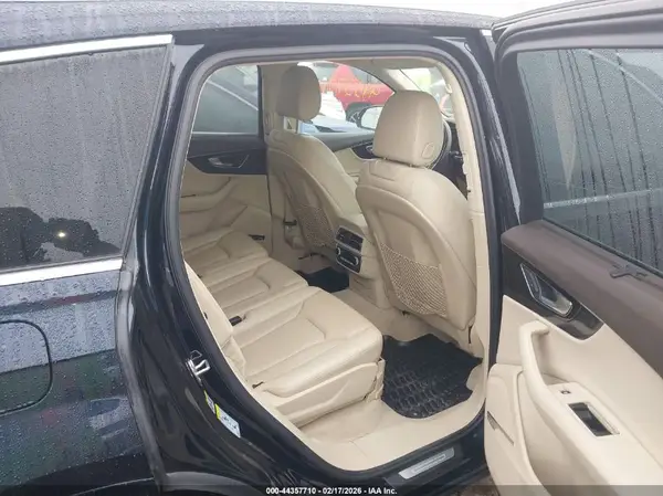 WA1VAAF70HD054667 2017 AUDI Q7 - Image 8