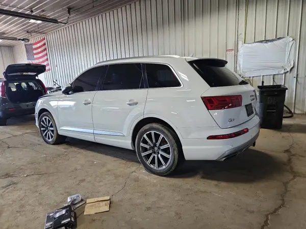 WA1VAAF70JD003644 2018 AUDI Q7 - Image 2