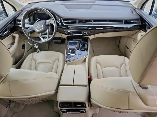 WA1VAAF70JD007046 2018 AUDI Q7 - Image 8