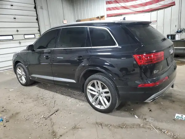 WA1VAAF70JD031573 2018 AUDI Q7 - Image 2