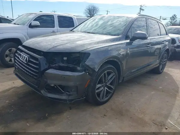 WA1VAAF70JD033632 2018 AUDI Q7 - Image 2