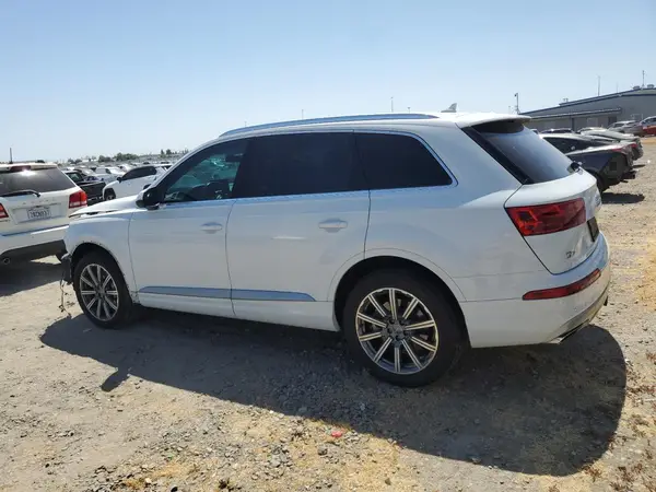 WA1VAAF70JD034389 2018 AUDI Q7 - Image 2