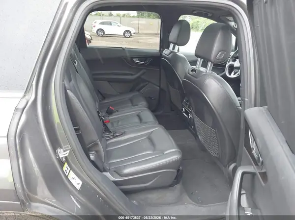 WA1VAAF70JD038281 2018 AUDI Q7 - Image 8