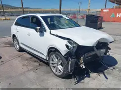 WA1VAAF70JD038684 2018 AUDI Q7