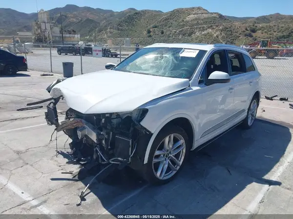 WA1VAAF70JD038684 2018 AUDI Q7 - Image 2