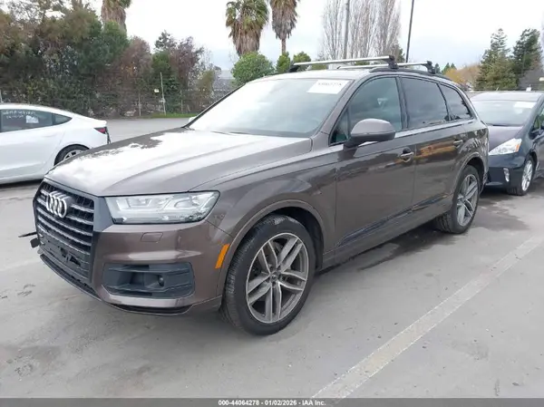 WA1VAAF70JD044937 2018 AUDI Q7 - Image 2