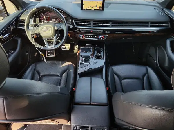 WA1VAAF70JD050396 2018 AUDI Q7 - Image 8