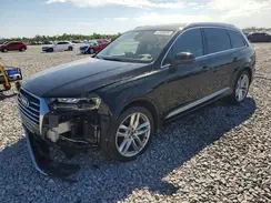 WA1VAAF70JD050690 2018 AUDI Q7