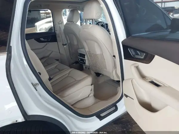 WA1VAAF70JD054013 2018 AUDI Q7 - Image 8