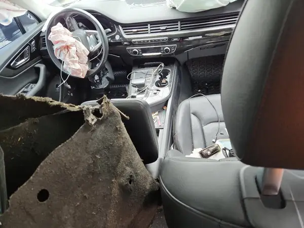 WA1VAAF70KD003905 2019 AUDI Q7 - Image 8