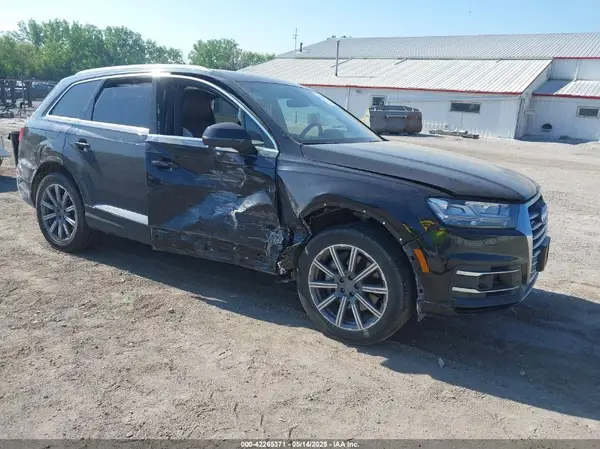 WA1VAAF70KD004469 2019 AUDI Q7 - Image 1