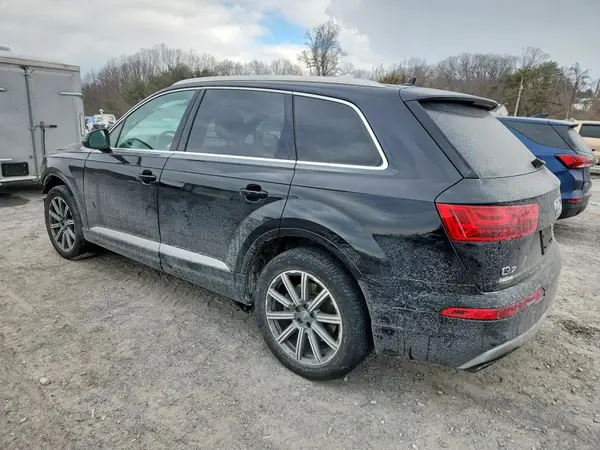 WA1VAAF70KD020056 2019 AUDI Q7 - Image 2