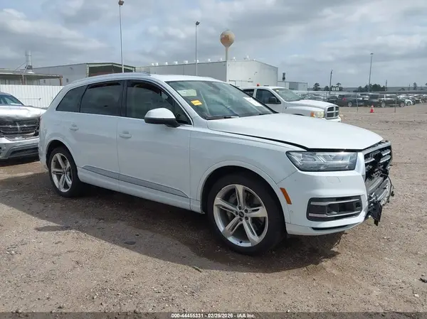 WA1VAAF70KD021725 2019 AUDI Q7 - Image 1