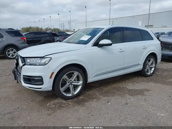 WA1VAAF70KD021725 2019 AUDI Q7 - Image 2