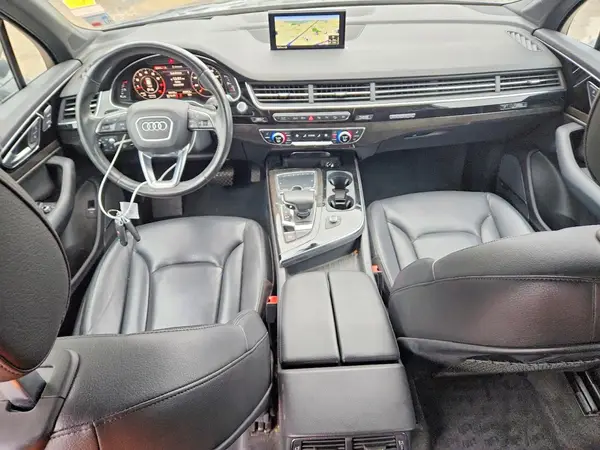 WA1VAAF70KD029646 2019 AUDI Q7 - Image 8