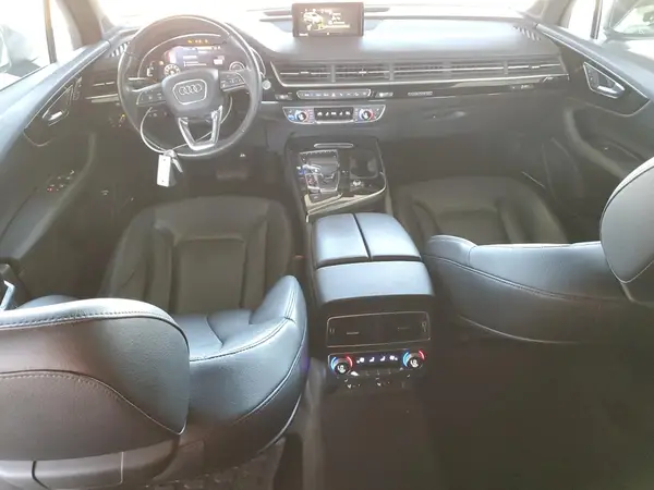WA1VAAF70KD035317 2019 AUDI Q7 - Image 8