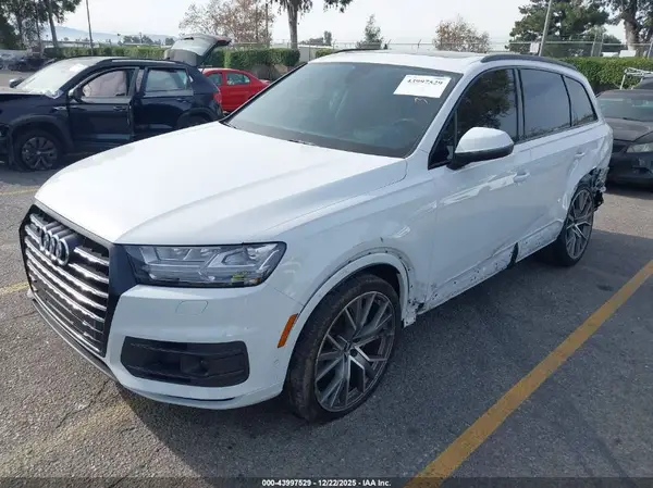 WA1VAAF70KD041134 2019 AUDI Q7 - Image 2