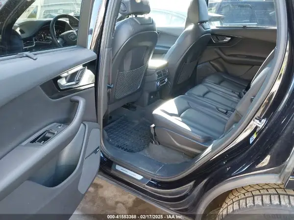 WA1VAAF70KD049749 2019 AUDI Q7 - Image 8