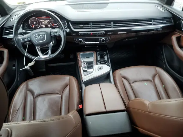 WA1VAAF71HD002321 2017 AUDI Q7 - Image 8