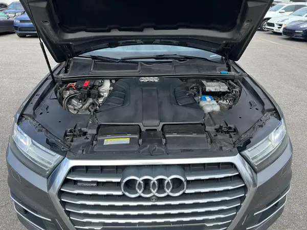 WA1VAAF71HD002335 2017 AUDI Q7 - Image 8