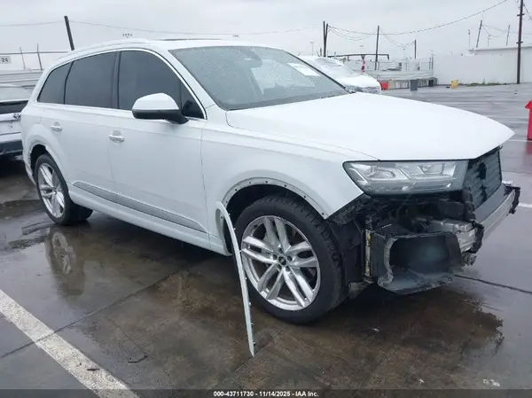 WA1VAAF71HD010385 2017 AUDI Q7 - Image 1