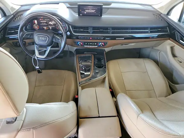 WA1VAAF71HD011097 2017 AUDI Q7 - Image 8