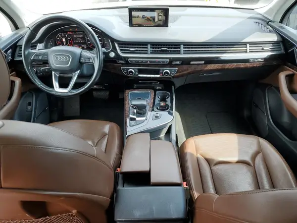 WA1VAAF71HD011617 2017 AUDI Q7 - Image 8