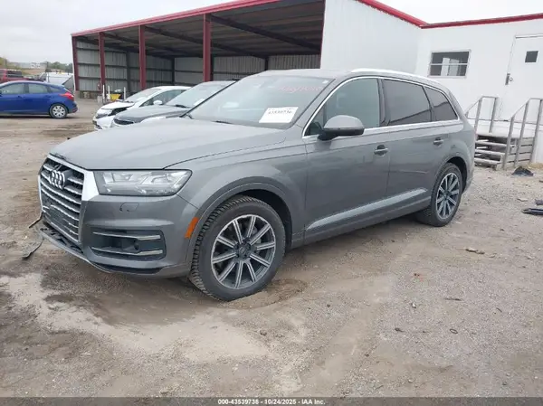 WA1VAAF71HD018504 2017 AUDI Q7 - Image 2