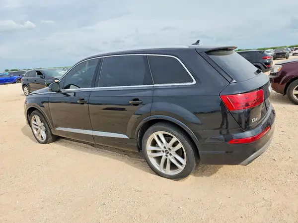 WA1VAAF71HD020947 2017 AUDI Q7 - Image 2