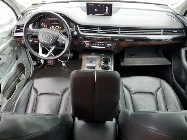 WA1VAAF71HD028241 2017 AUDI Q7 - Image 8