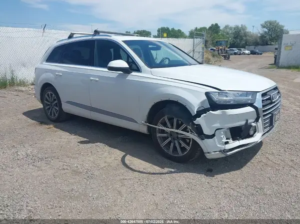 WA1VAAF71HD051969 2017 AUDI Q7 - Image 1