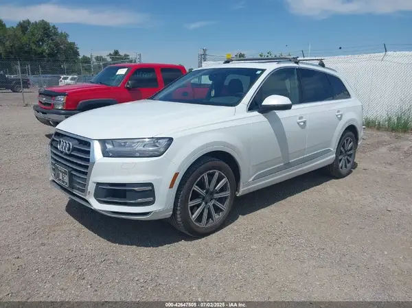 WA1VAAF71HD051969 2017 AUDI Q7 - Image 2