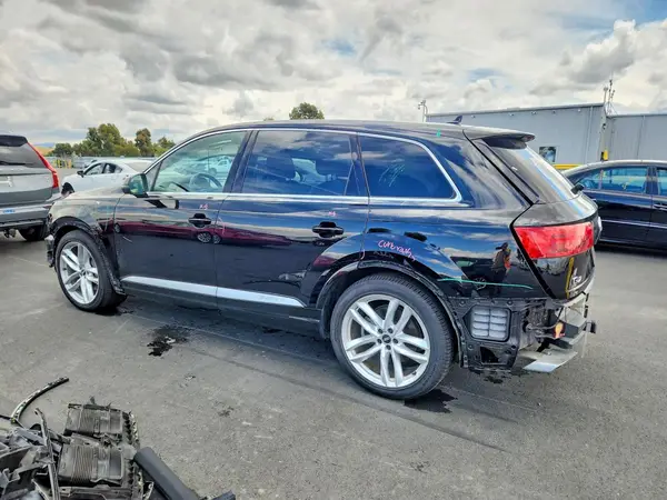 WA1VAAF71HD053754 2017 AUDI Q7 - Image 2