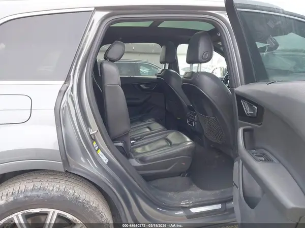 WA1VAAF71HD055293 2017 AUDI Q7 - Image 8