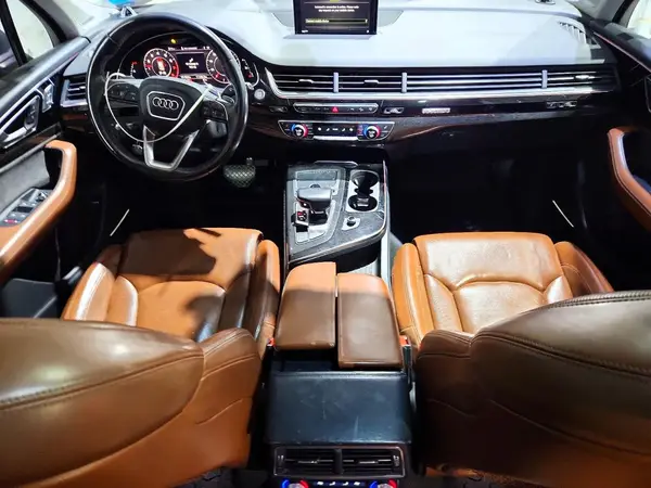 WA1VAAF71HD056217 2017 AUDI Q7 - Image 8