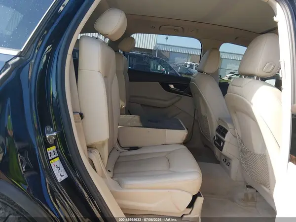 WA1VAAF71JD010537 2018 AUDI Q7 - Image 8