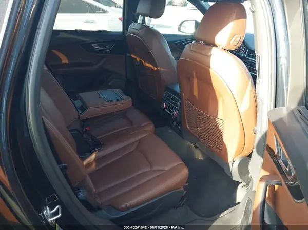 WA1VAAF71JD015446 2018 AUDI Q7 - Image 8